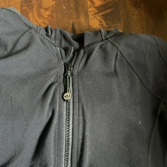 Lululemon Stride Jacket - Picture 5 of 8